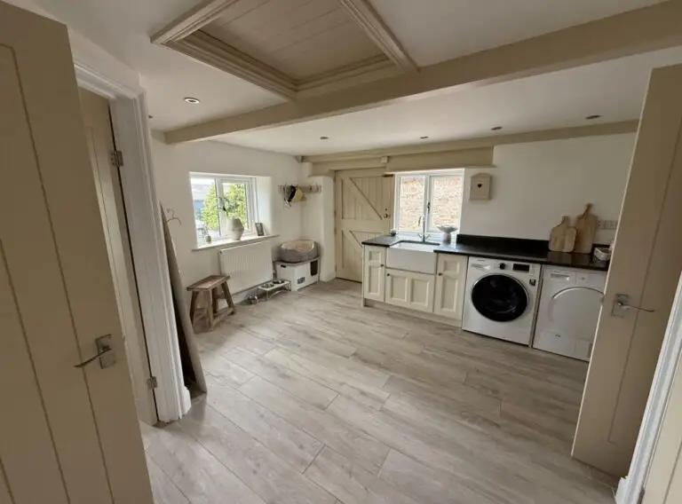 spray painting kitchen cabinets